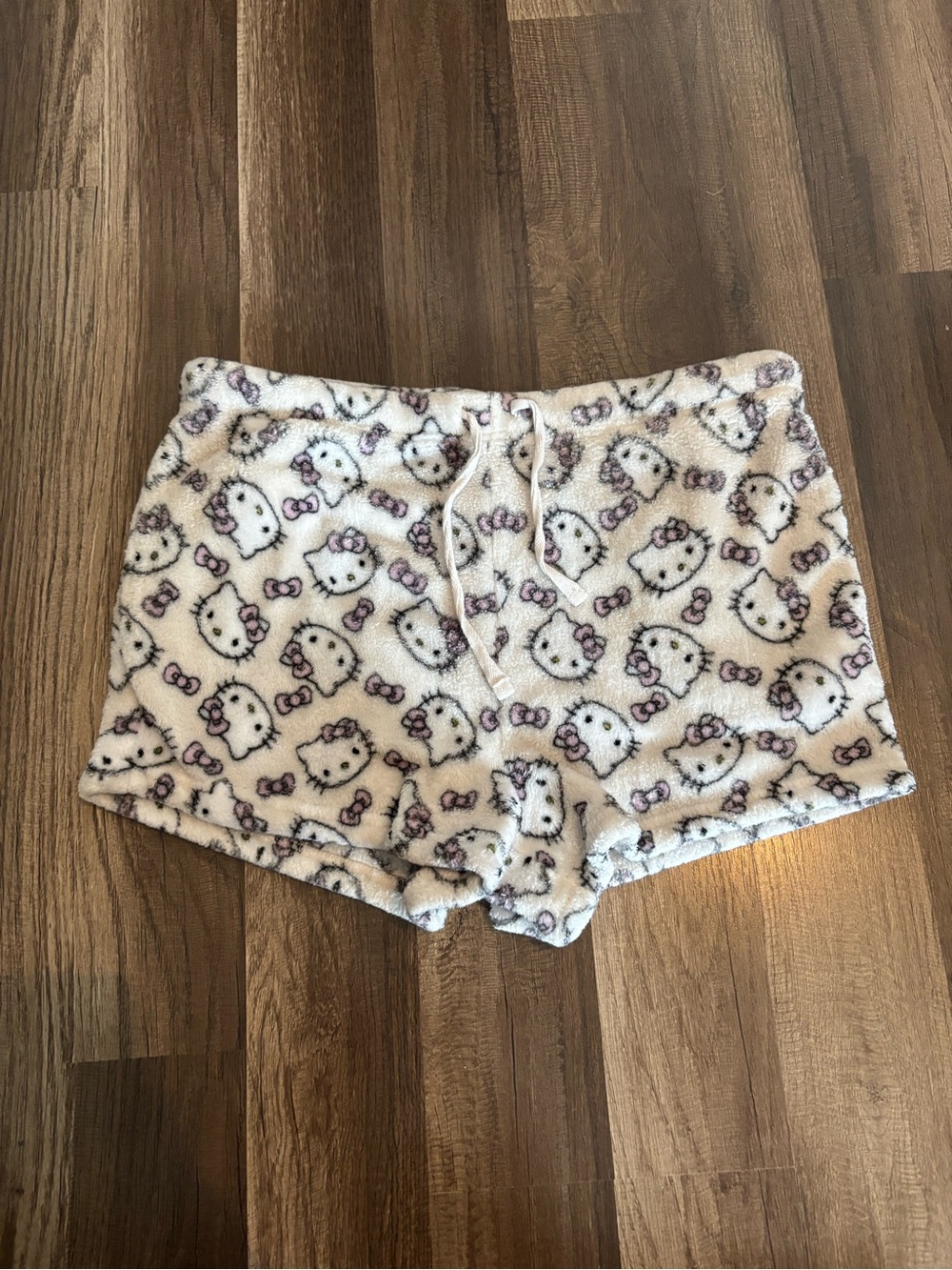 Sanrio hello kitty fleece shorts